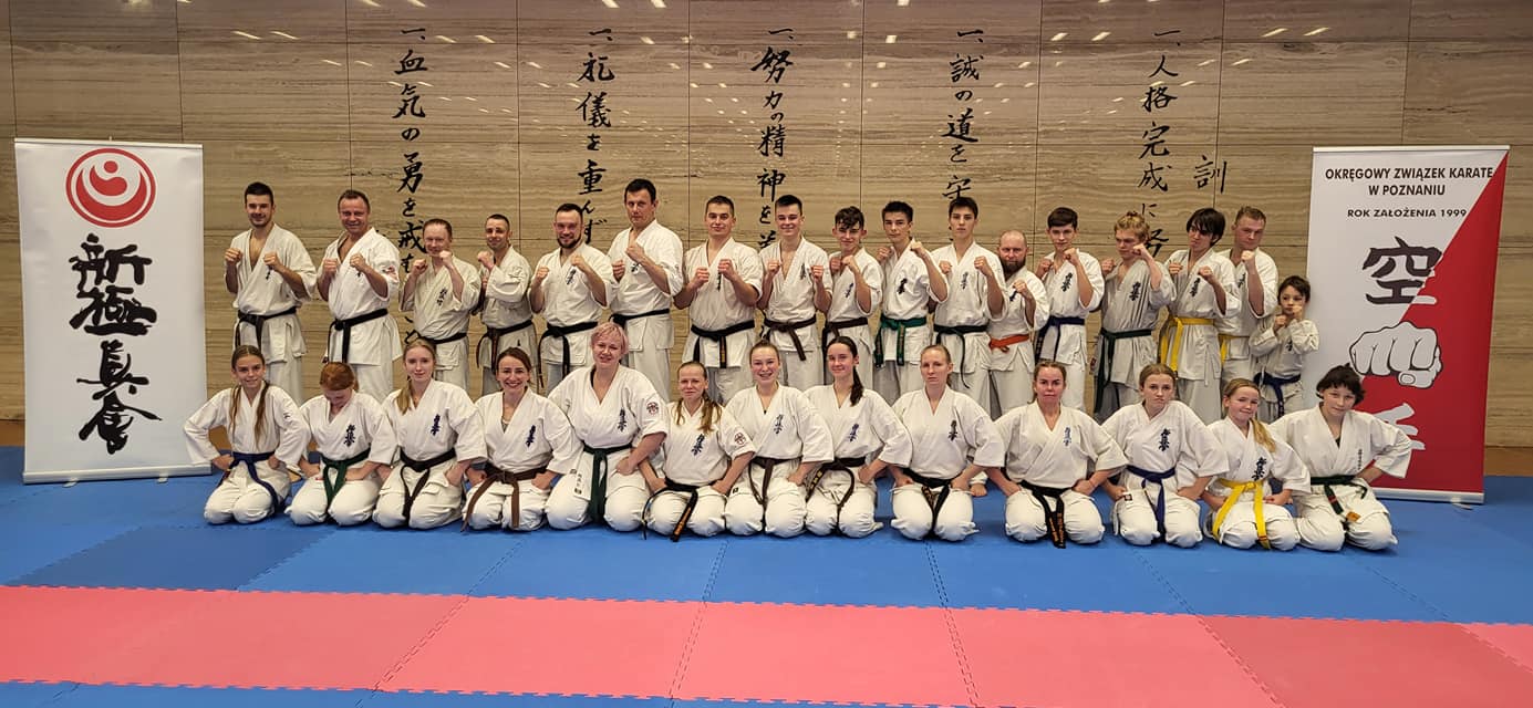 Karatecy Poznańskiej Szkoły Kyokushin Karate na zgrupowaniu w Dojo Stara Wieś