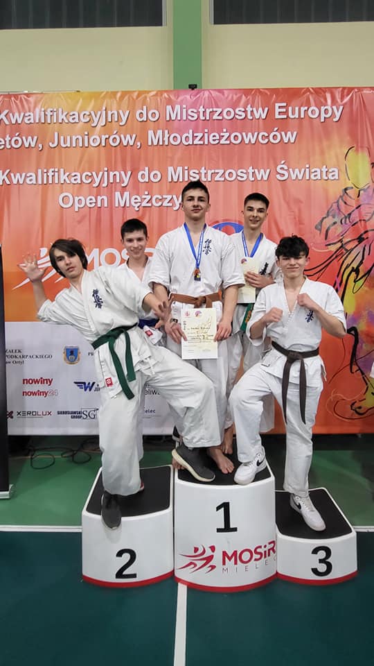 Zawodnicy z Poznańskiej Szkoły Kyokushin Karate z medalami na Kwalifikacjach do Mistrzostw Europy